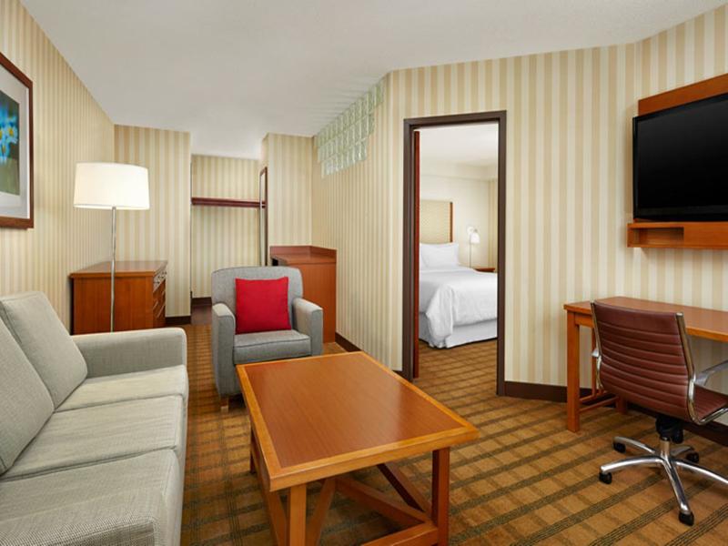 Four Points By Sheraton Edmonton South Esterno foto