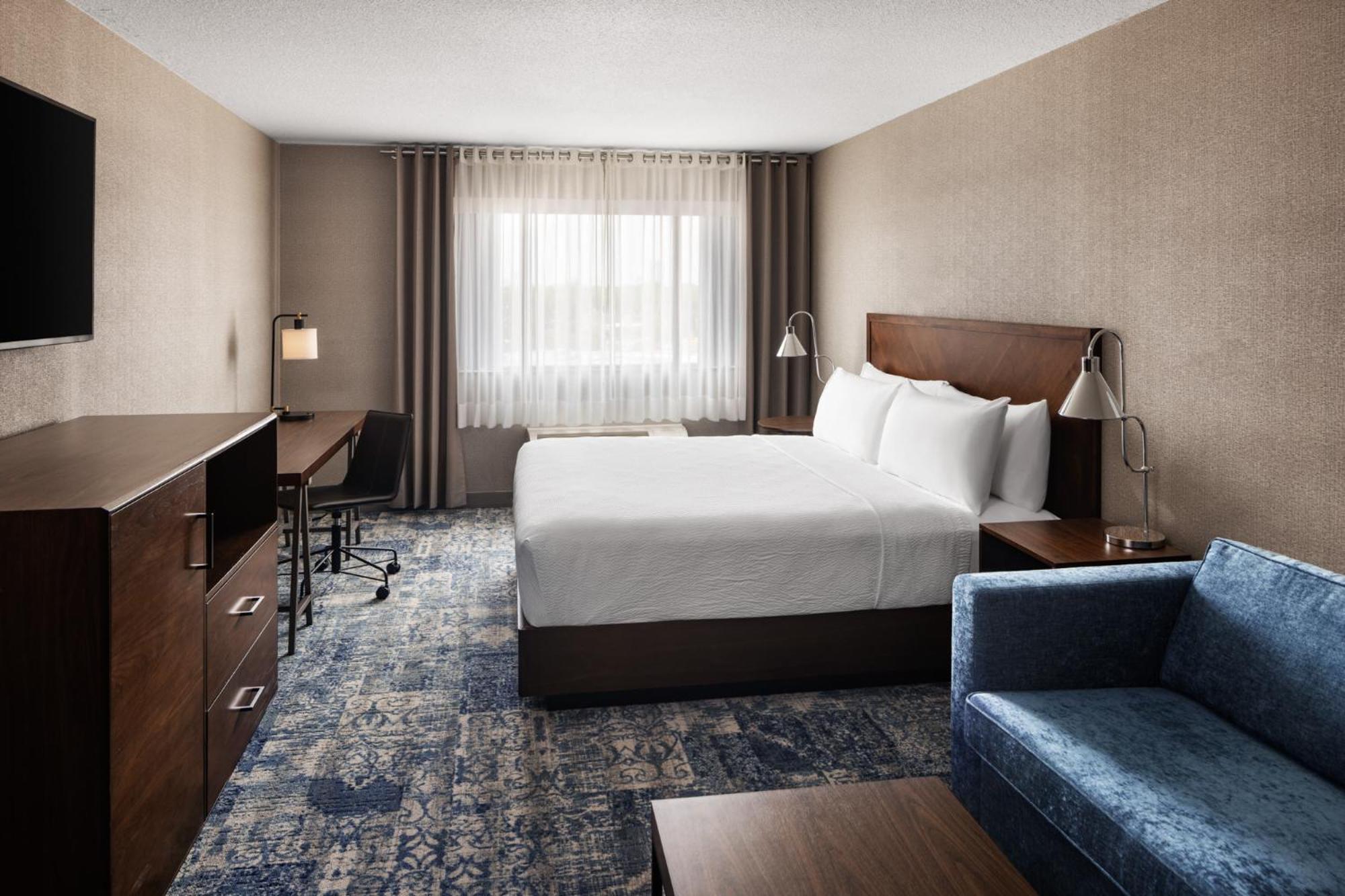 Four Points By Sheraton Edmonton South Esterno foto