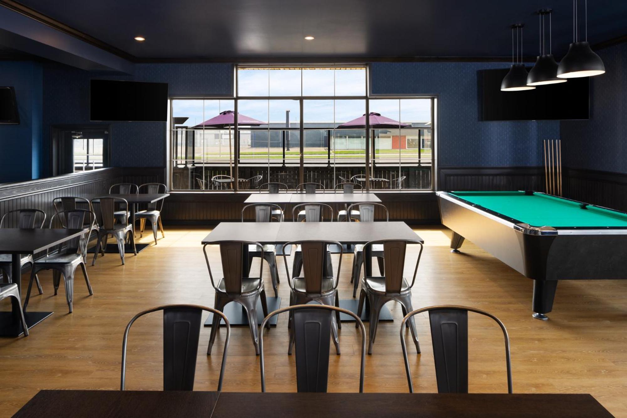 Four Points By Sheraton Edmonton South Esterno foto