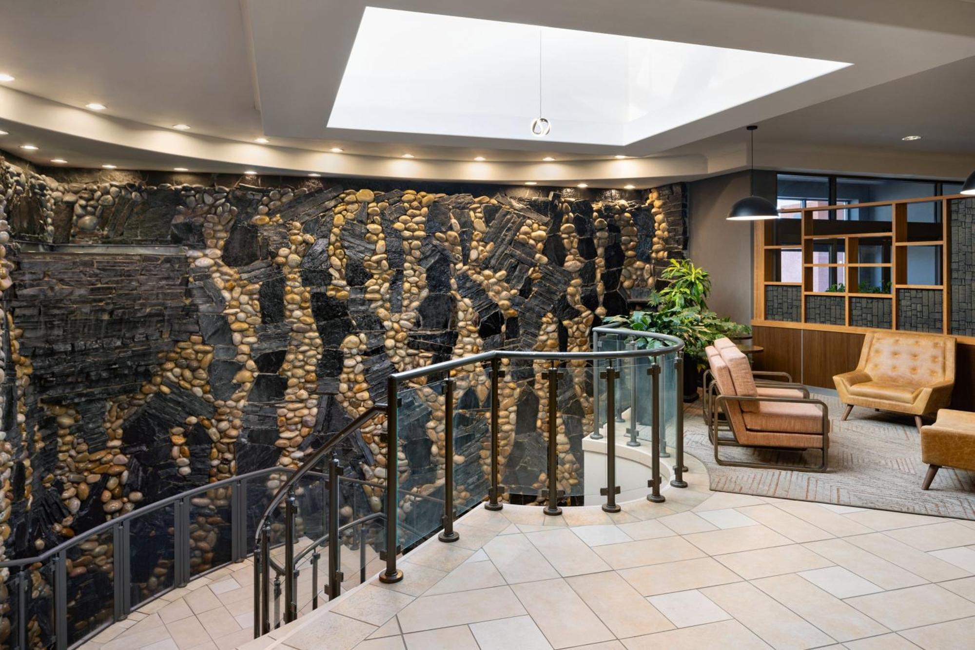 Four Points By Sheraton Edmonton South Esterno foto