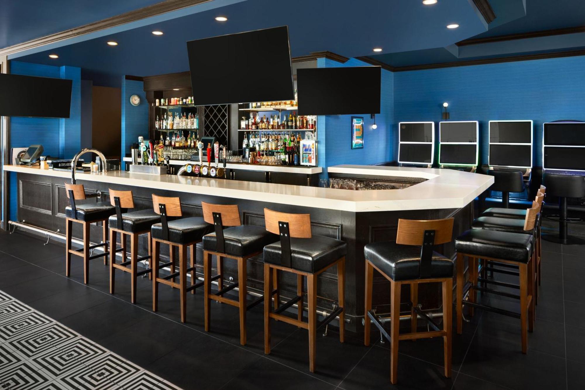 Four Points By Sheraton Edmonton South Esterno foto