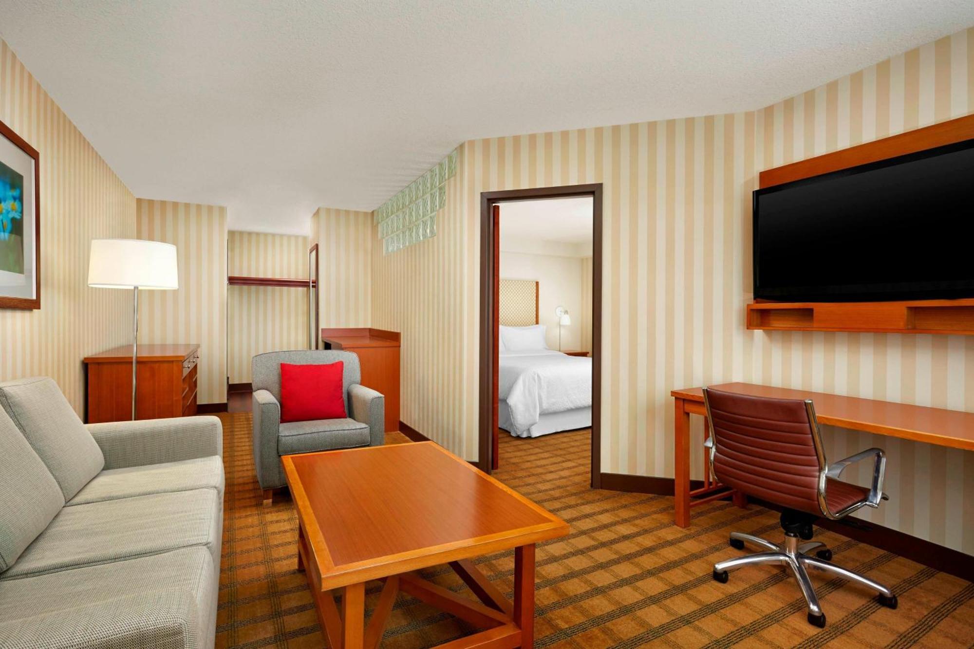 Four Points By Sheraton Edmonton South Esterno foto
