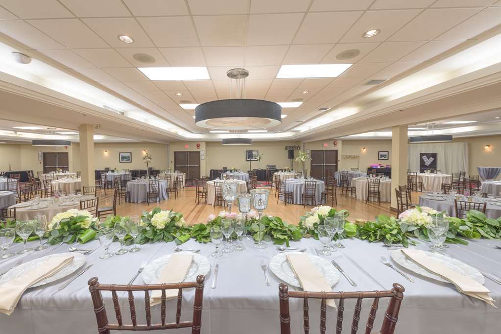 Four Points By Sheraton Edmonton South Servizi foto